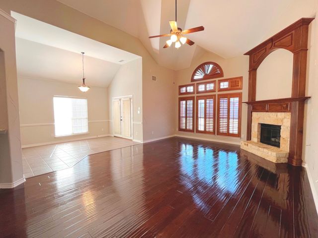 808 Wren Court, Forney, TX 75126