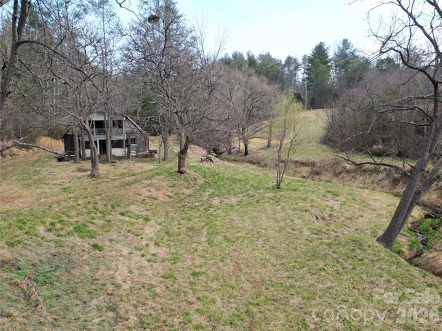 46 Pug Run 4, Weaverville, NC 28787