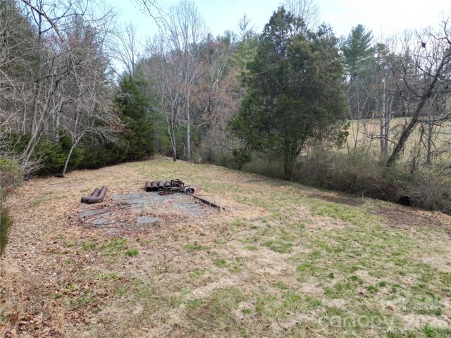 46 Pug Run 4, Weaverville, NC 28787