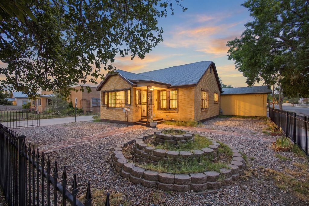 600 N Third Street, Belen, NM 87002