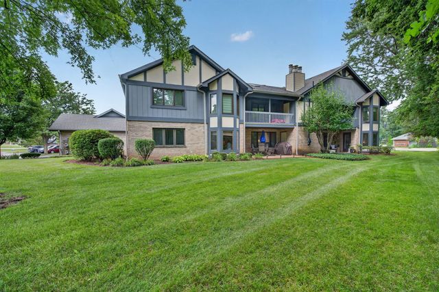2752 Harbor Drive, Joliet, IL 60431