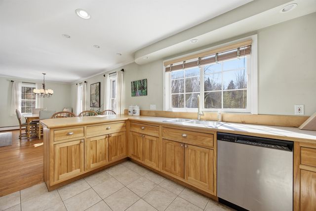 127 Prospect Hill Road, Sunapee, NH 03782