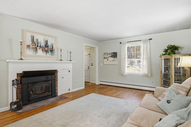 127 Prospect Hill Road, Sunapee, NH 03782