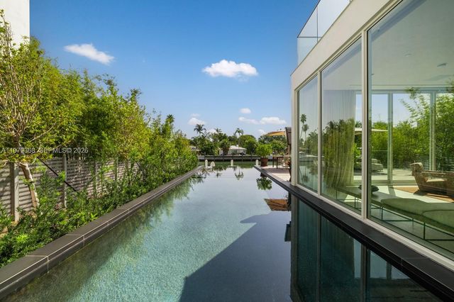 1051 W 48th St 4, Miami Beach, FL 33140