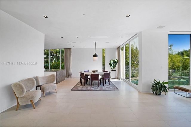 1051 W 48th St 4, Miami Beach, FL 33140