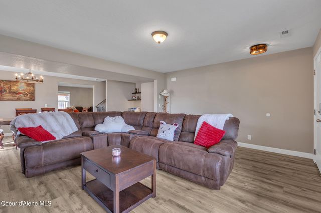 3739 W Pescador Dr, Coeur D'alene, ID 83815