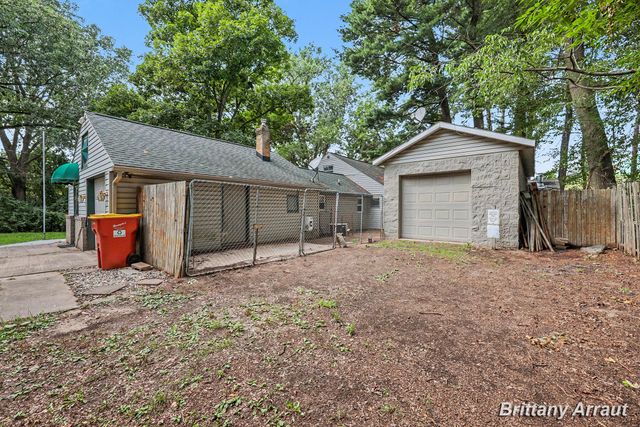 2027 Valentine Street NE, Grand Rapids, MI 49525