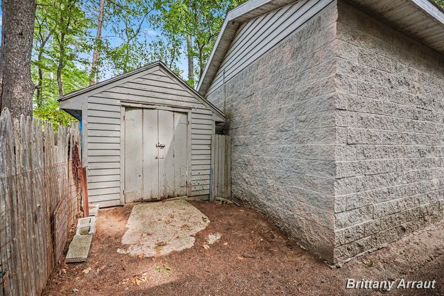 2027 Valentine Street NE, Grand Rapids, MI 49525