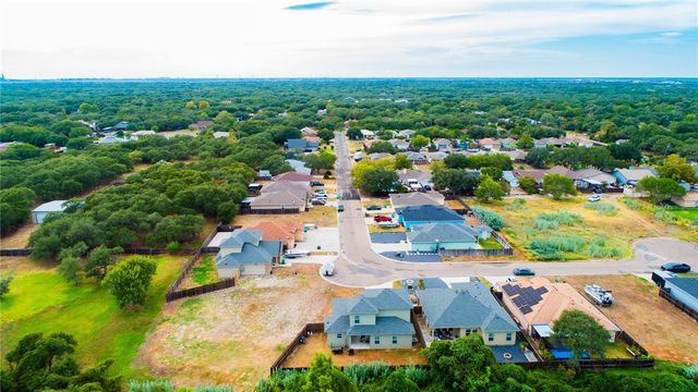 1513 Lisa Ann Dr, Aransas Pass, TX 78336