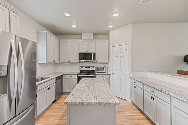 1513 Lisa Ann Dr, Aransas Pass, TX 78336