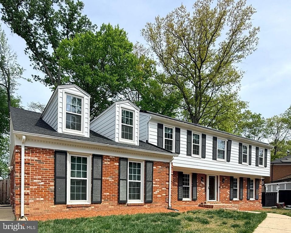 766 GLENEAGLES DR, Fort Washington, MD 20744