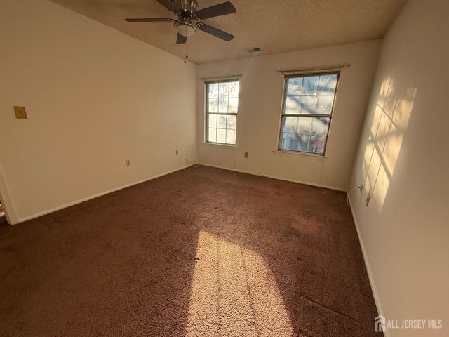 125 Albury Way, North Brunswick, NJ 08902