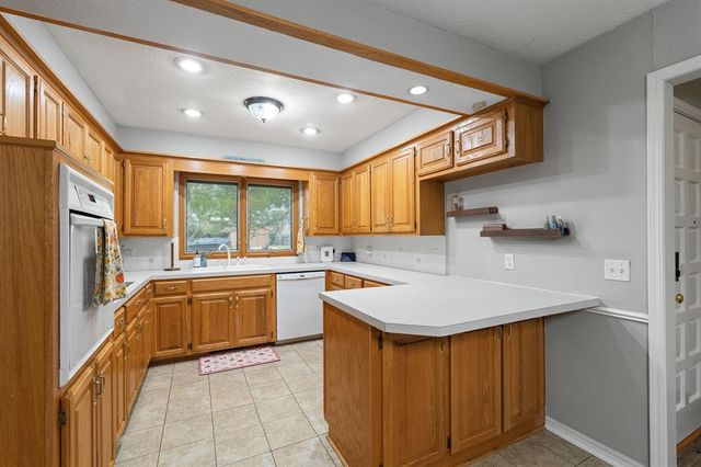 3115 Bent Oaks Circle, Norman, OK 73072