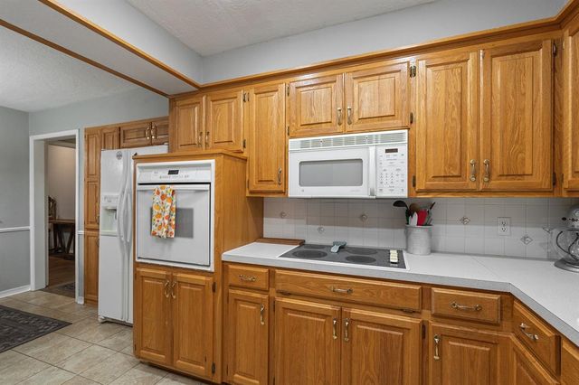 3115 Bent Oaks Circle, Norman, OK 73072