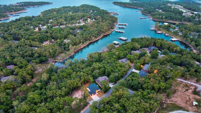 574 Edgewater Estates, Kimberling City, MO 65686