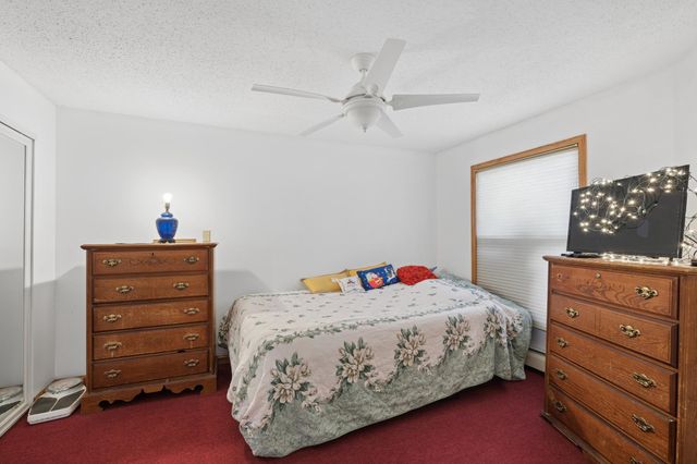 500 County Road B W 111, Roseville, MN 55113