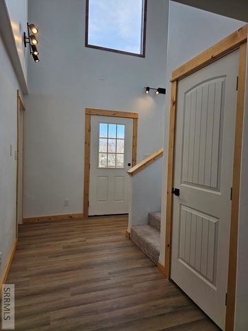 704 13th Street, Salmon, ID 83467