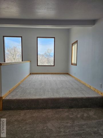 704 13th Street, Salmon, ID 83467