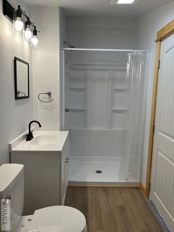 704 13th Street, Salmon, ID 83467