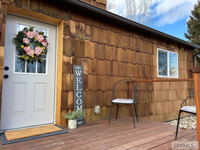 704 13th Street, Salmon, ID 83467