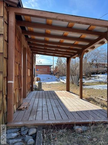 704 13th Street, Salmon, ID 83467