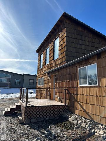 704 13th Street, Salmon, ID 83467