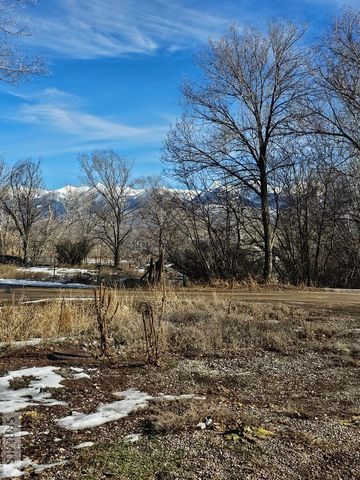 704 13th Street, Salmon, ID 83467