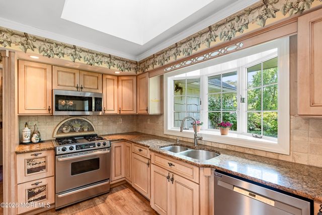 21 N Ward Avenue, Rumson, NJ 07760