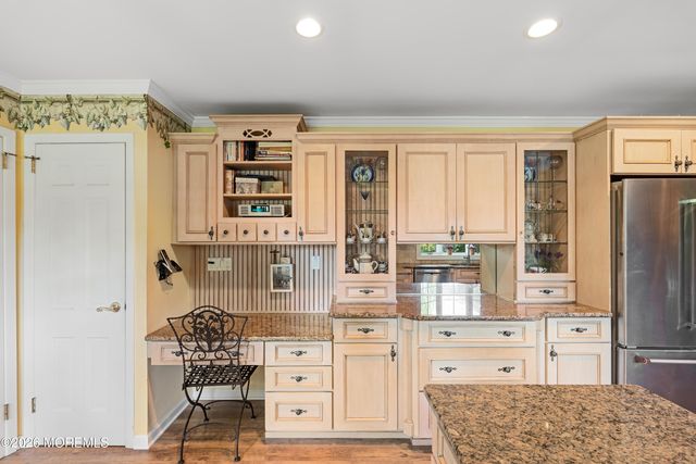 21 N Ward Avenue, Rumson, NJ 07760