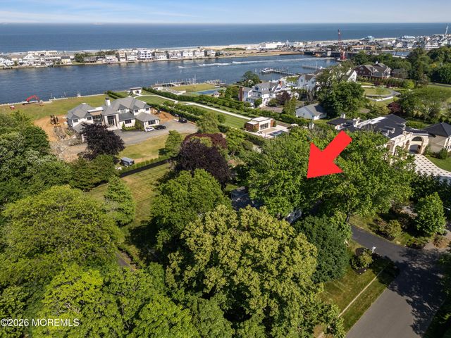 21 N Ward Avenue, Rumson, NJ 07760