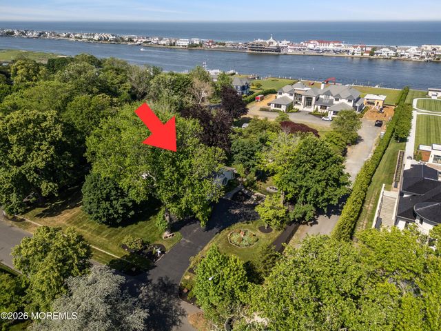 21 N Ward Avenue, Rumson, NJ 07760