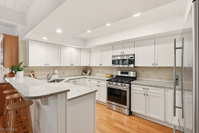 800 Windward Drive 37, Aurora, OH 44202