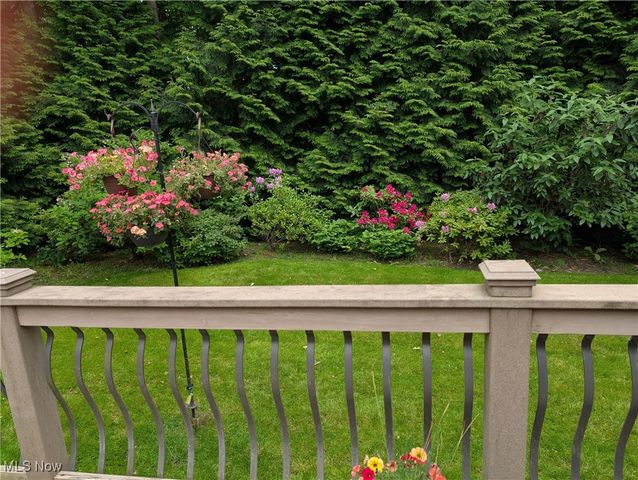 800 Windward Drive 37, Aurora, OH 44202