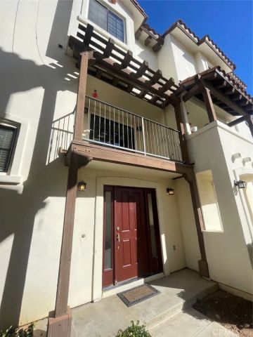 1075 N. Maclay Avenue 25, San Fernando, CA 91340