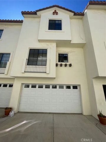 1075 N. Maclay Avenue 25, San Fernando, CA 91340