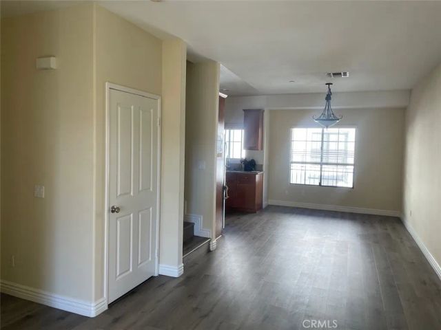 1075 N. Maclay Avenue 25, San Fernando, CA 91340