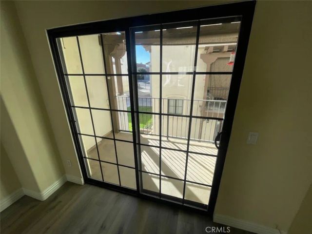 1075 N. Maclay Avenue 25, San Fernando, CA 91340