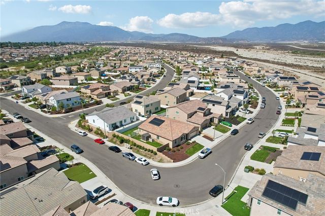 2380 Crater, Rialto, CA 92377