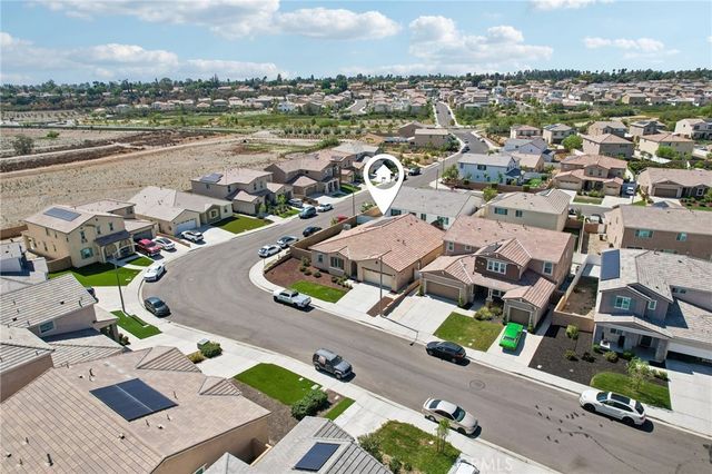 2380 Crater, Rialto, CA 92377