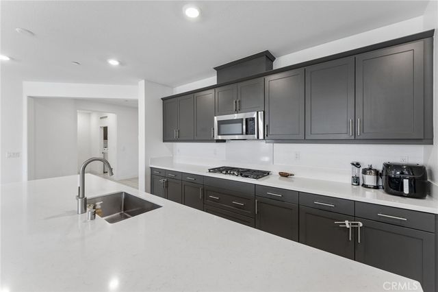 2380 Crater, Rialto, CA 92377