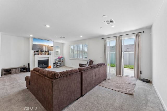 2380 Crater, Rialto, CA 92377