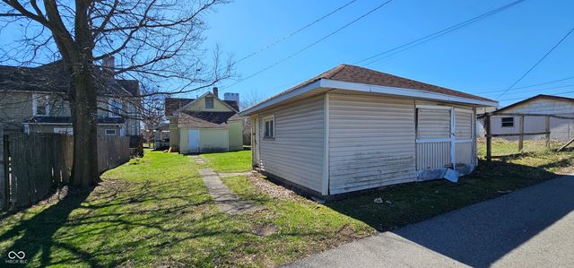 216 W South Street, Greenfield, IN 46140