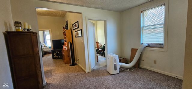 216 W South Street, Greenfield, IN 46140