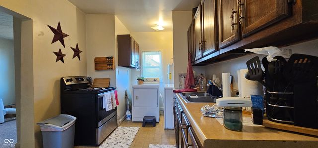 216 W South Street, Greenfield, IN 46140