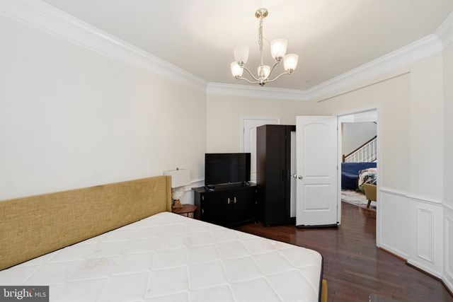 9205 GLENARDEN PKWY, Lanham, MD 20706