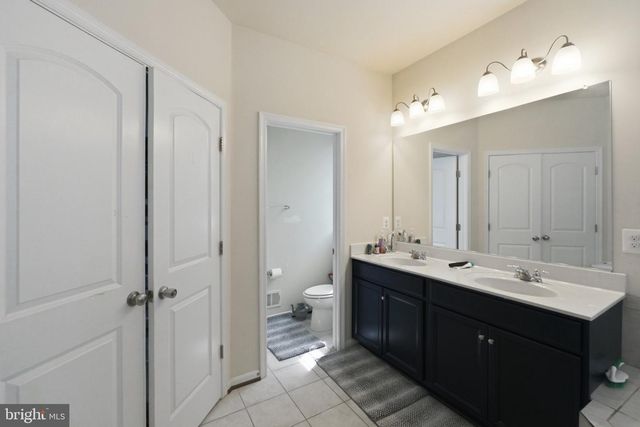 9205 GLENARDEN PKWY, Lanham, MD 20706