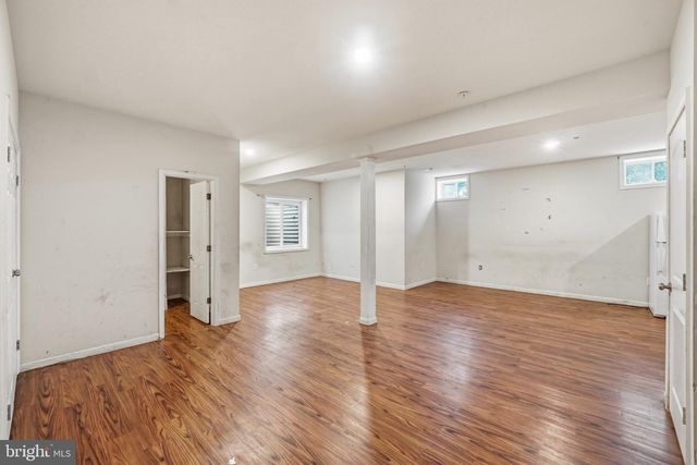 9205 GLENARDEN PKWY, Lanham, MD 20706