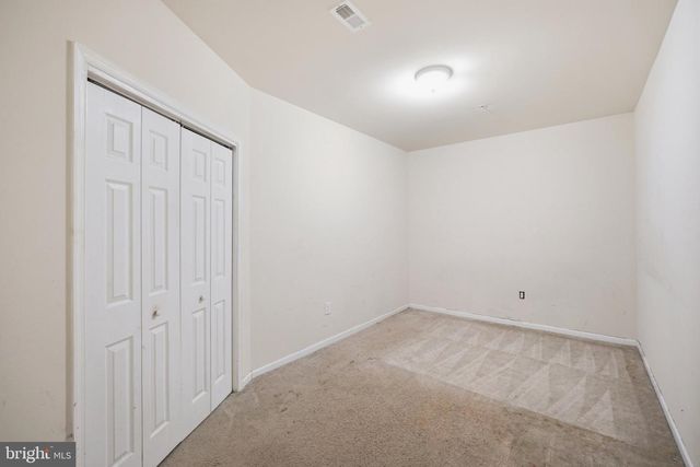9205 GLENARDEN PKWY, Lanham, MD 20706