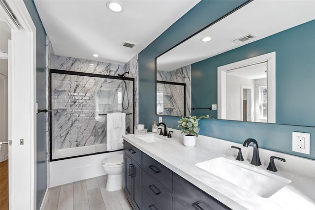 2620 Lakeland Drive, Dallas, TX 75228