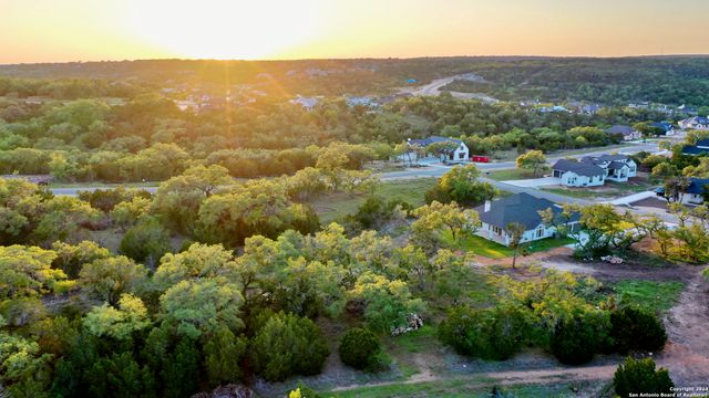 213 TRAPPERS LN, New Braunfels, TX 78132